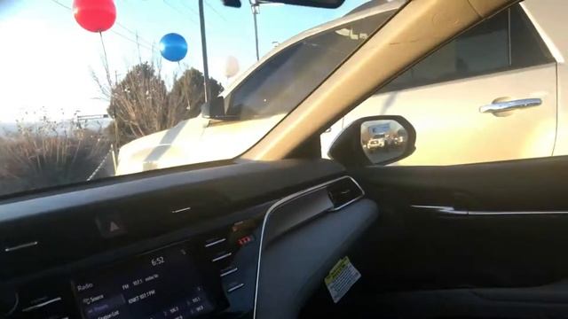 2018 Camry SE - Silver смотреть онлайн