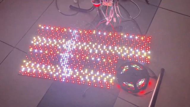Ws2812b музыкальный эффект. Анализируется стиль и подстраивается световой эффект смотреть онлайн