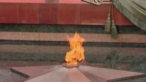 Песня к 9 мая. К дню Победы. Это наша история ее не нельзя забывать. Проникновенная песня.