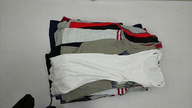 30548 Футболки мужские без рукавов (майки)(C9F), секонд (extra), США, 3пак, 14.6 кг, 7.50€/кг, 115ш смотреть онлайн