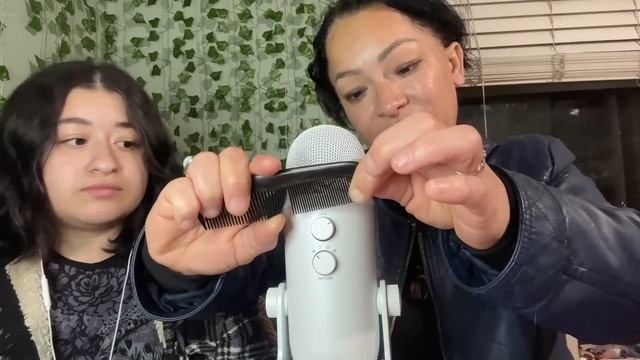 mom tries asmr for the first time смотреть онлайн