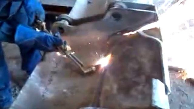 Cutting w/torch in Dante's inferno смотреть онлайн