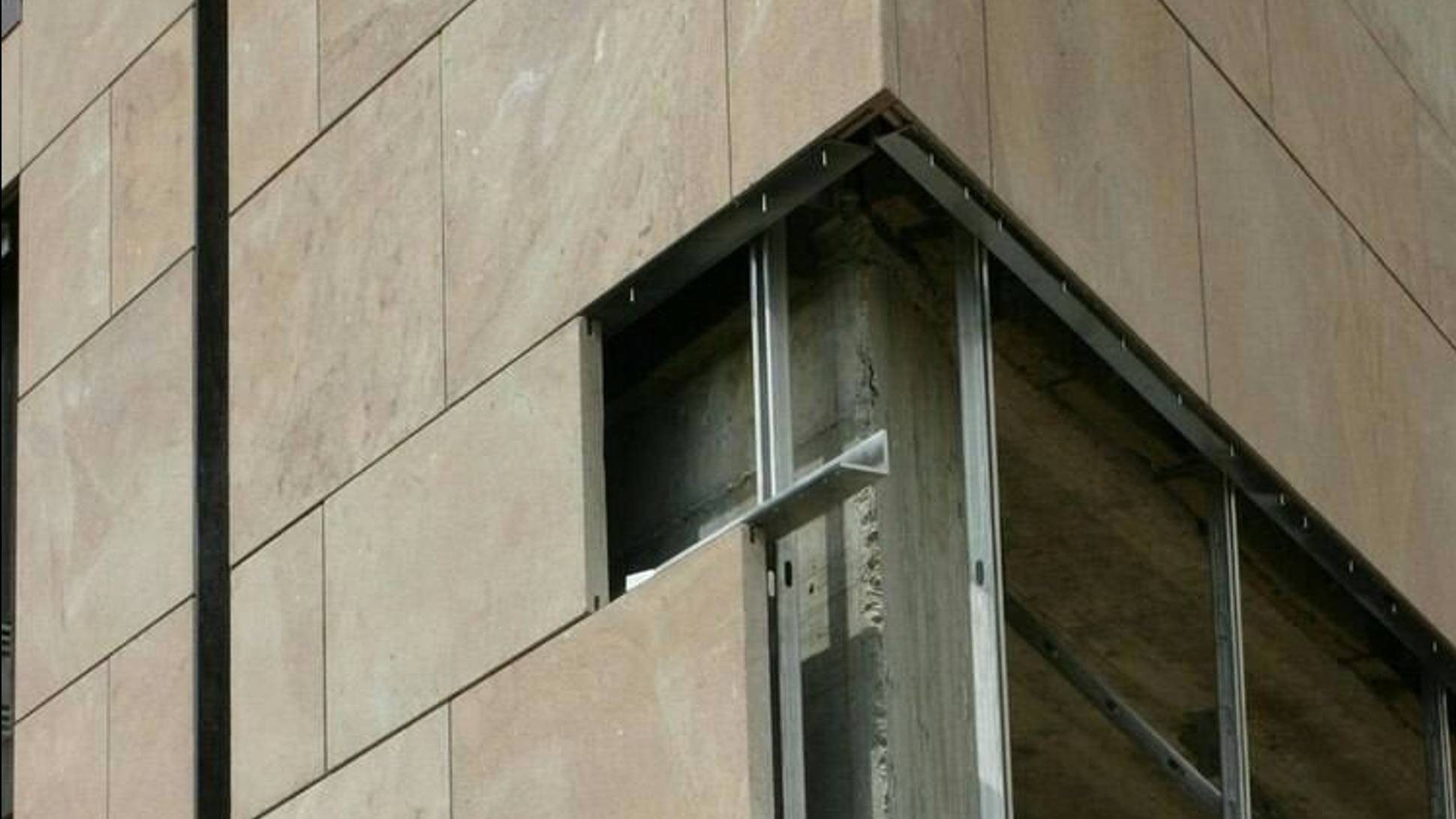 Облицовка цоколя дома . Готовые цоколя производят в Жуковском . смотреть онлайн