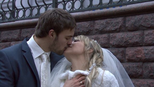 Денис & Мария.Прогулка. 30 декабря 2011 года.mpg смотреть онлайн