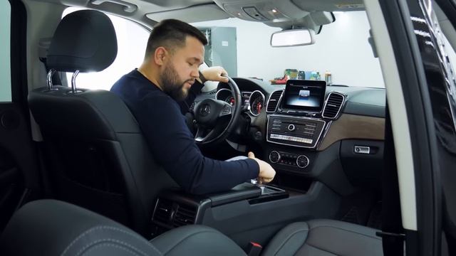 Мерседес GLE лучше чем BMW X5? Обзор Mercedes Benz GLE 350d W166 Замер разгона, обзор и тест-драйв смотреть онлайн