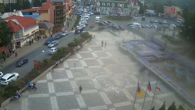 Вебкамера "Площадь Советская". Запись 11.10.2016 15:00:16 смотреть онлайн