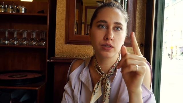 Париж с Анатолем | Версаль, Лувр, Барахолка смотреть онлайн