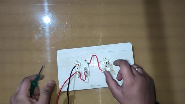 1 5pin Socket and Light indicator connection with switch at easy way смотреть онлайн