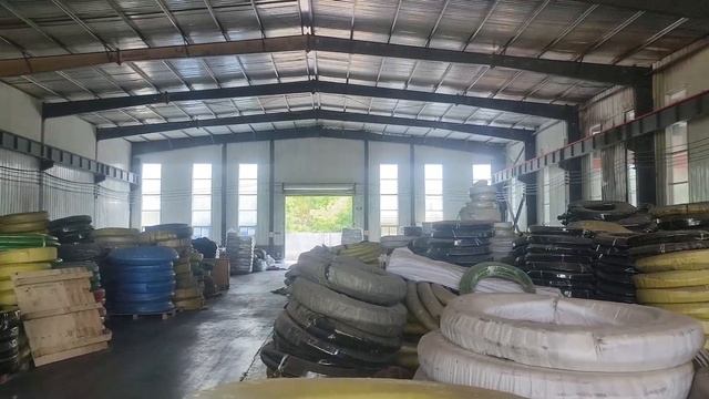 Olive Pipe Factory смотреть онлайн