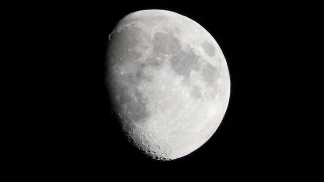 moon смотреть онлайн