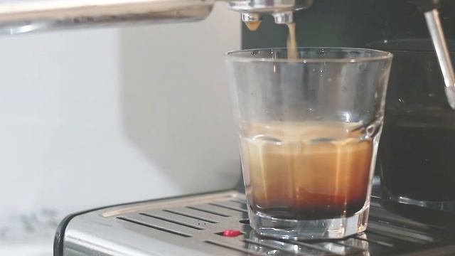 Dalgona Espresso Coffee Brown Sugar #dalgona #HomeCafe #CookingWithUs #dalgonacoffeechallenge