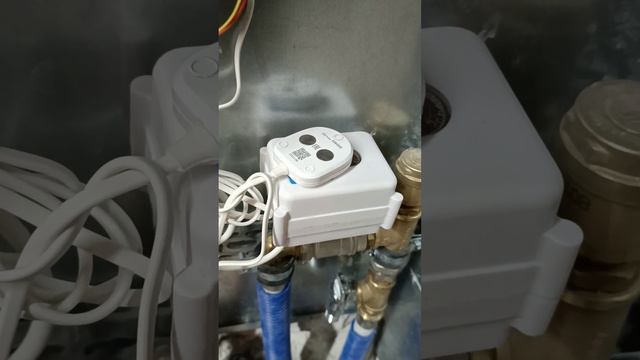 Монтаж и подключение системы защиты от протечек смотреть онлайн