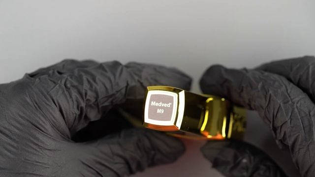 Эмалевый Гель-Лак Для Ногтей С Липким Слоем M9 Medved' смотреть онлайн