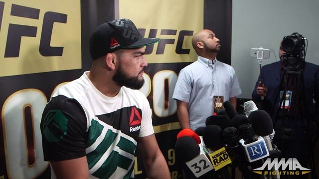 UFC 200: Kelvin Gastelum Wants Tyron Woodley Rematch, Says He Wasn't 100 Percent смотреть онлайн