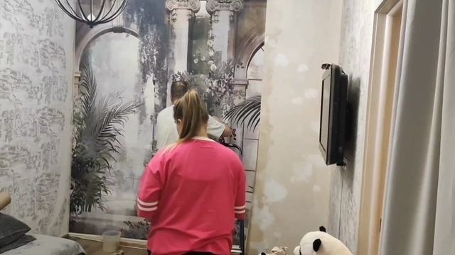 Делаем из комнаты античный сад с арками и зелёными растениями смотреть онлайн