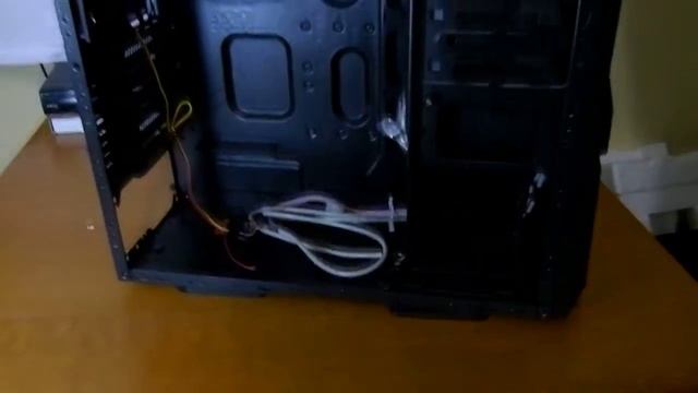 Aerocool VS-4 Unboxing [Ro] смотреть онлайн