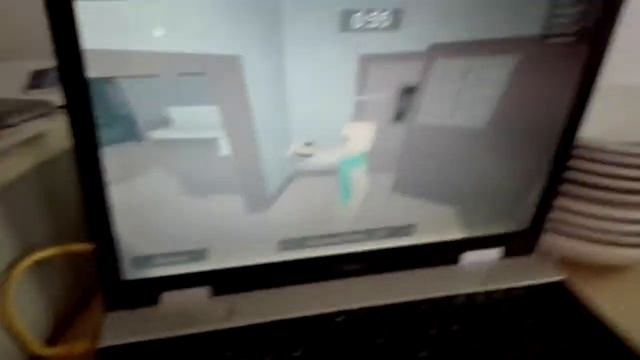 Jugando a Granny la computadora en Robocop смотреть онлайн