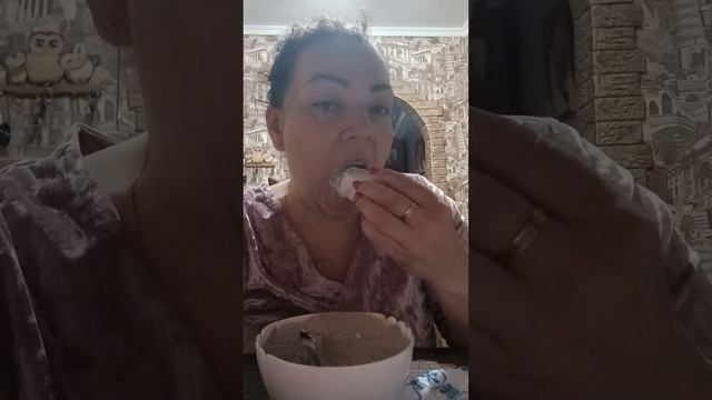 мел Шервуд с пастой из глин 🥰🥰🥰🤍💣 смотреть онлайн
