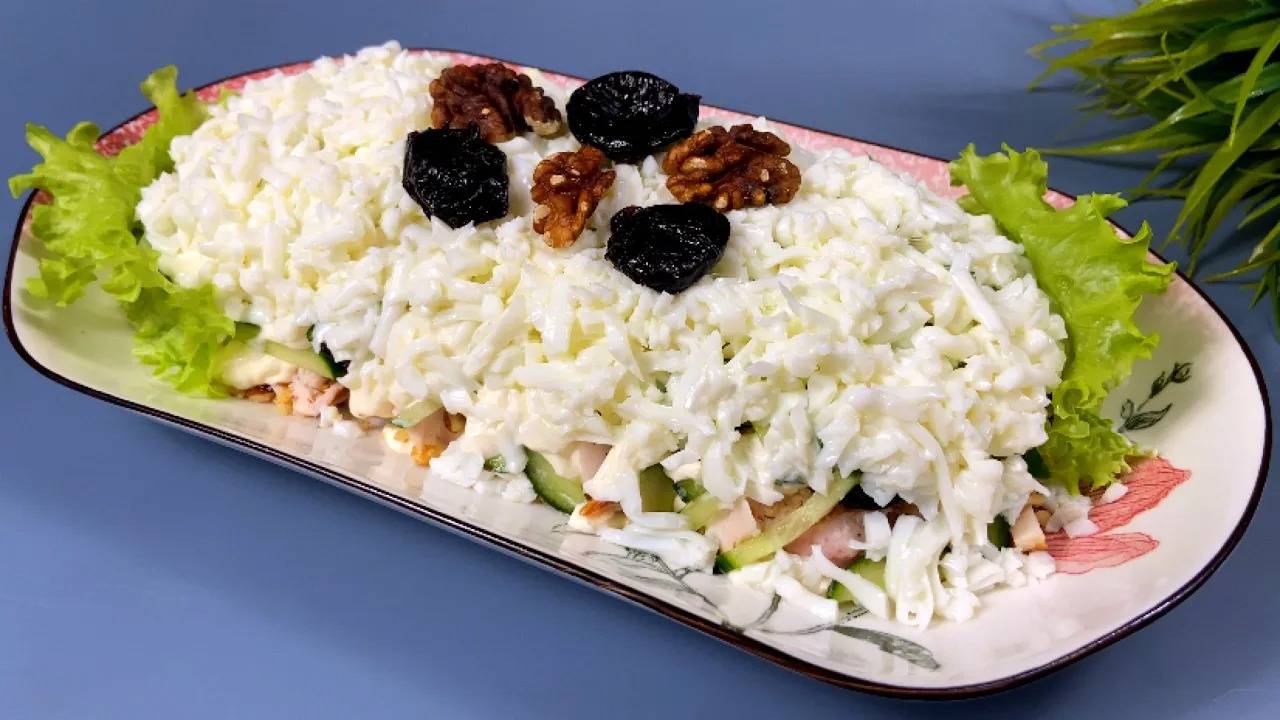 Тарелки пустеют МГНОВЕННО! Простой салат, а вкусно НЕВЕРОЯТНО! смотреть онлайн