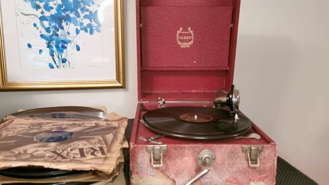 It's A Sin To Tell A Lie ~ Primo Scala's Accordeon Band Pat O'Malley ~ Viceroy Gramophone REX 78rpm смотреть онлайн