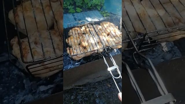 Жарим шашлык 🤣#Дача #шашлык смотреть онлайн