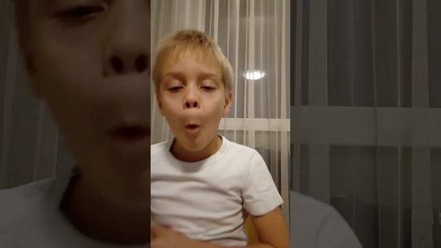 Обзор мезозавров из Пятерочки🦖🦕 смотреть онлайн
