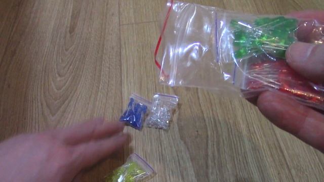 LEDs mix colors ArduinoKit 125 5 mm Світлодіоди мікс кольорів ArduinoKit 125 * 5 mm смотреть онлайн