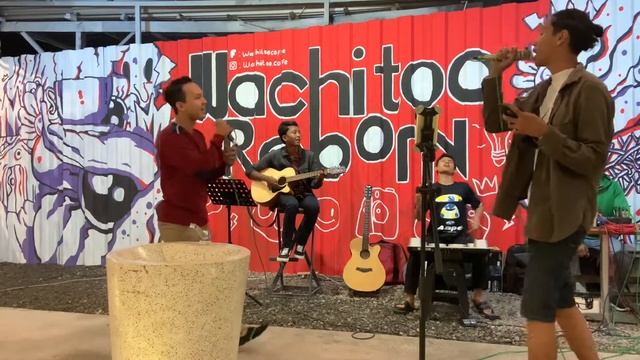 Live music Wachitoo.coffee смотреть онлайн