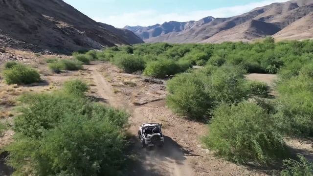 Orange river update 11 Feb 2023 Plus the DJI mini 3 Pro trackingk the Jeep on the road to Doringbaa смотреть онлайн