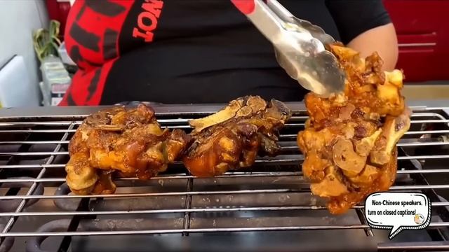 8 Pig's Trotters, Brother Monkey Grilled Them In A Different Flavor, It's So Delicious!