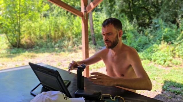 Необходимое и достаточное для освобождения от оков ростовщиков смотреть онлайн