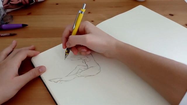 HOW TO FILL A SKETCHBOOK PAGE #1 | Figure Drawings смотреть онлайн