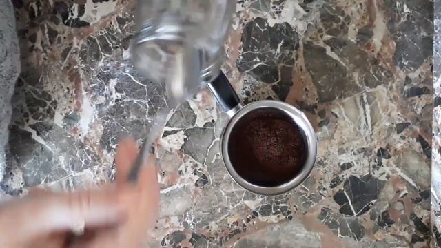 ВЛОГ. ГОТОВЛЮ КОФЕ БЕЗ МОЛОКА. КАК ПРОВЕСТИ ПАСХУ? ЖЁЛТЫЕ ЛЕПЕСТКИ. смотреть онлайн