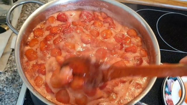 STRAWBERRY JAM🍓ÚŽASNÝ JAHODOVÝ DŽEM/ LEKVÁR | Jednoduchá príprava| Cesminaz смотреть онлайн