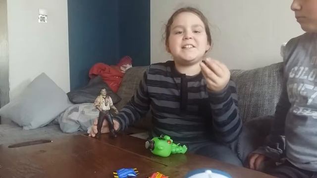 Raf et robin le monde des jouets, avec max clg challenge... смотреть онлайн