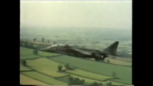 RAF Jaguar T2 operations at the Empire Test Pilots' School смотреть онлайн