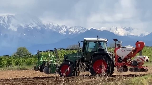 FENDT 415 Vario,seminatrice KUHN Telescopico FARESIN,Discolatura NEW HOLLAND TSA 130 смотреть онлайн