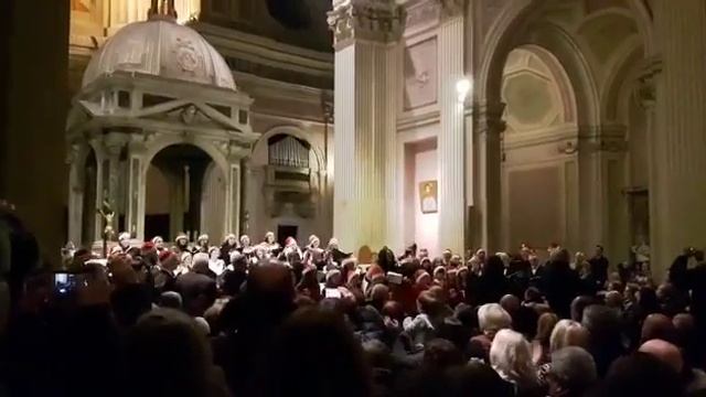 "Cantando in coro... Istituto Spirito Santo di Roma e Associazione musicale RomainCanto смотреть онлайн