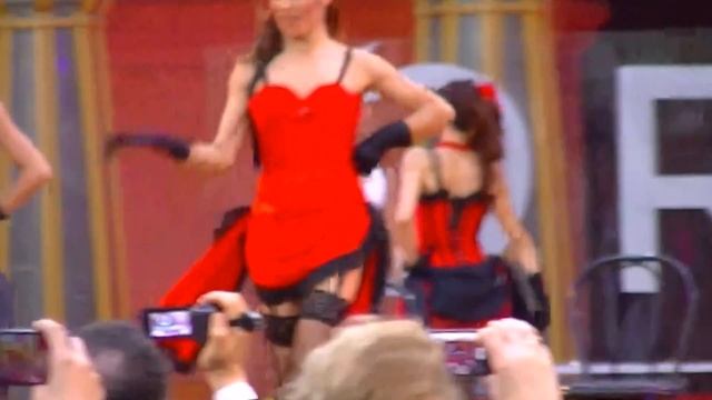 Гала ужин на золотой конференции компании Орифлейм 2014г. В Париже смотреть онлайн