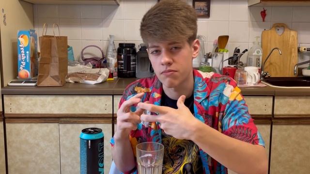 2 НОВЫХ ВКУСА VOLT ENERGY!!! ОБЗОР НА ЭНЕРГЕТИКИ ВОЛЬТ ВИШНЯ КОЛА И ВОЛЬТ КОКОС МАНГО!!!! смотреть онлайн