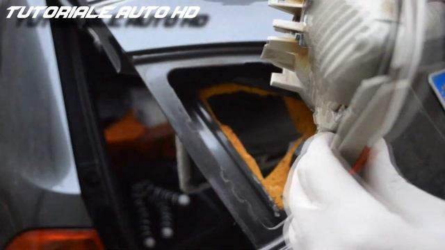 BMW E91 Tail Light Removal Replacement Inner / Trunk смотреть онлайн