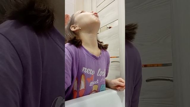 1000477361.mp4 смотреть онлайн