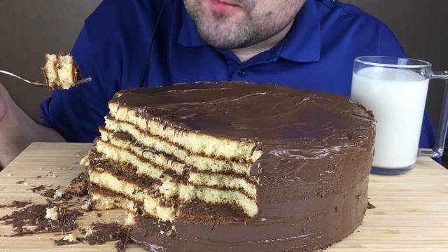 ASMR CHOCOLATE CAKE NUTELLA HOMEMADE (Eating Sounds) Mukbang NO TALKING смотреть онлайн