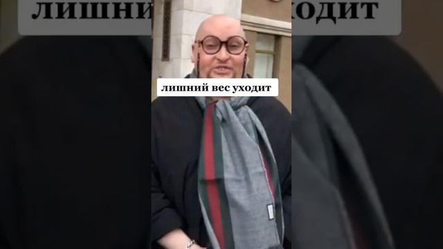 Резко похудевший певец Шура поразил своих поклонников, впалыми щёками #доипосле #доипослепохудения смотреть онлайн