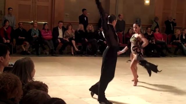 ‪Champ Latin - Paso Doble - Mid Atlantic 2013 (‬Pavel Stepanchuk & Anastasiya Danilova‪)‬ смотреть онлайн
