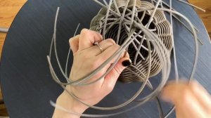 Горшочек из ротанга пруток