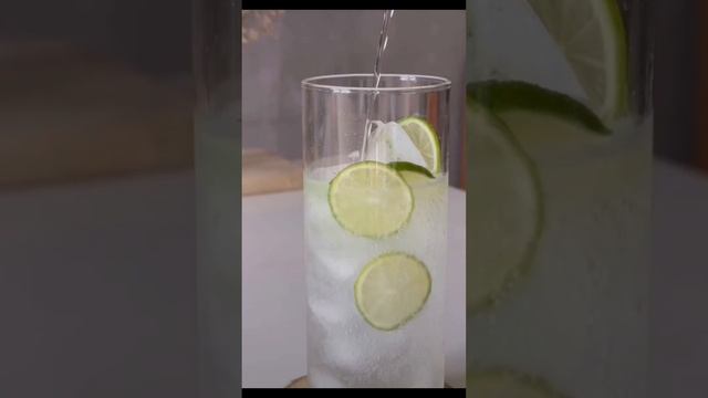 Green Apple Drink #shorts #ytshorts #youtubeshorts #viralshorts смотреть онлайн