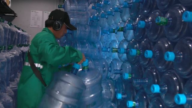Passenger Delivery Drones In China - BBC Click смотреть онлайн