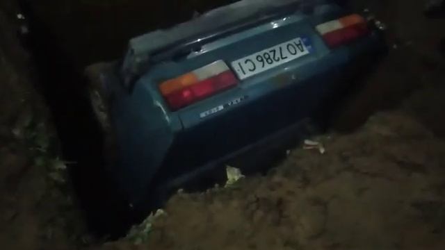 Богар украли авто и дойехали до мусерного кольца смотреть онлайн