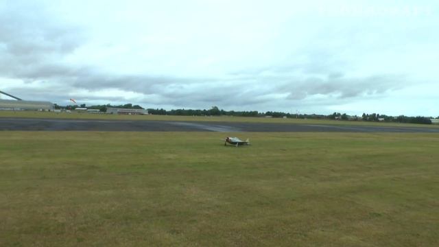 WW2 MULTIPLE RC FIGHTERS DISPLAY AT LMA RAF COSFORD MODEL AIRSHOW - 2017 смотреть онлайн